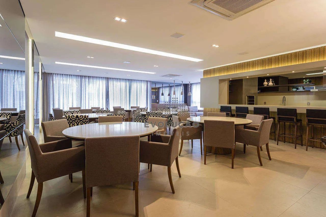 Apartamento MOBILIADO com 2 suítes sendo 1 master com closet, 143 m² - Campinas - São José - Foto 12