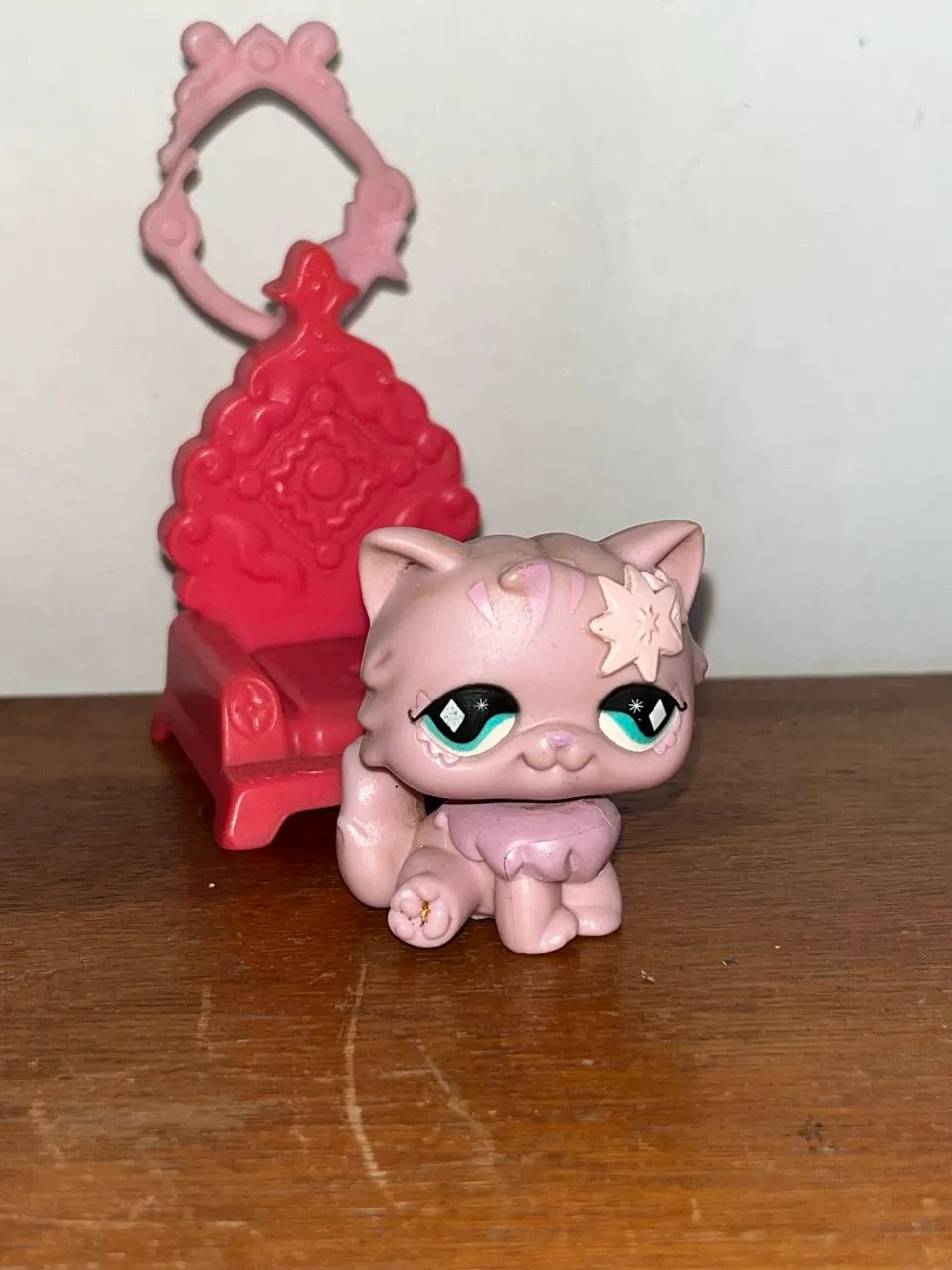 Littlest Pet Shop Gata Persa com Trono - Foto 3