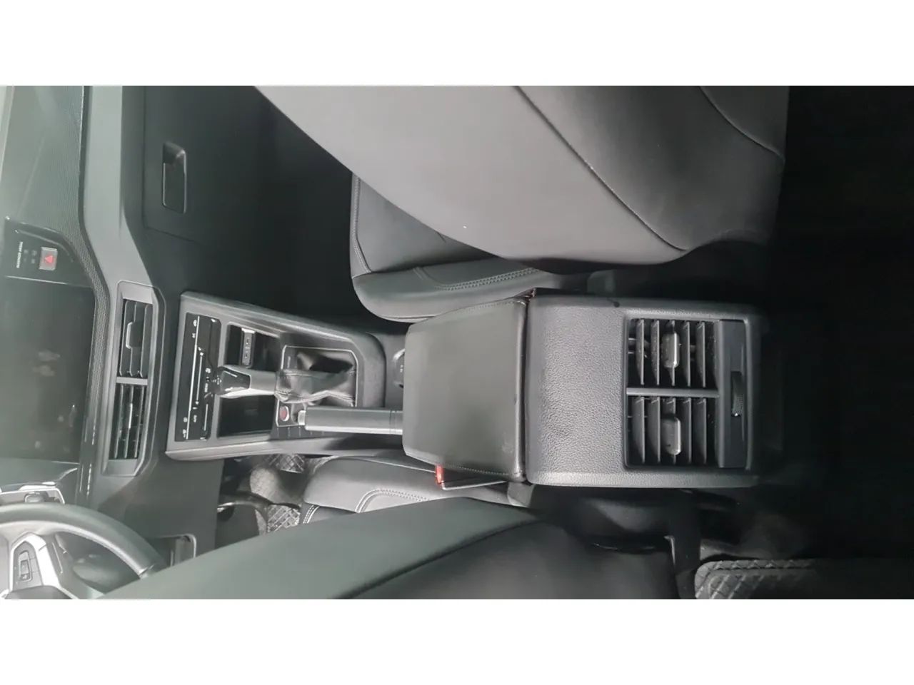 Volkswagen Virtus Comfort. 200 TSI 1.0 Flex 12V Aut, foto 9 de 17