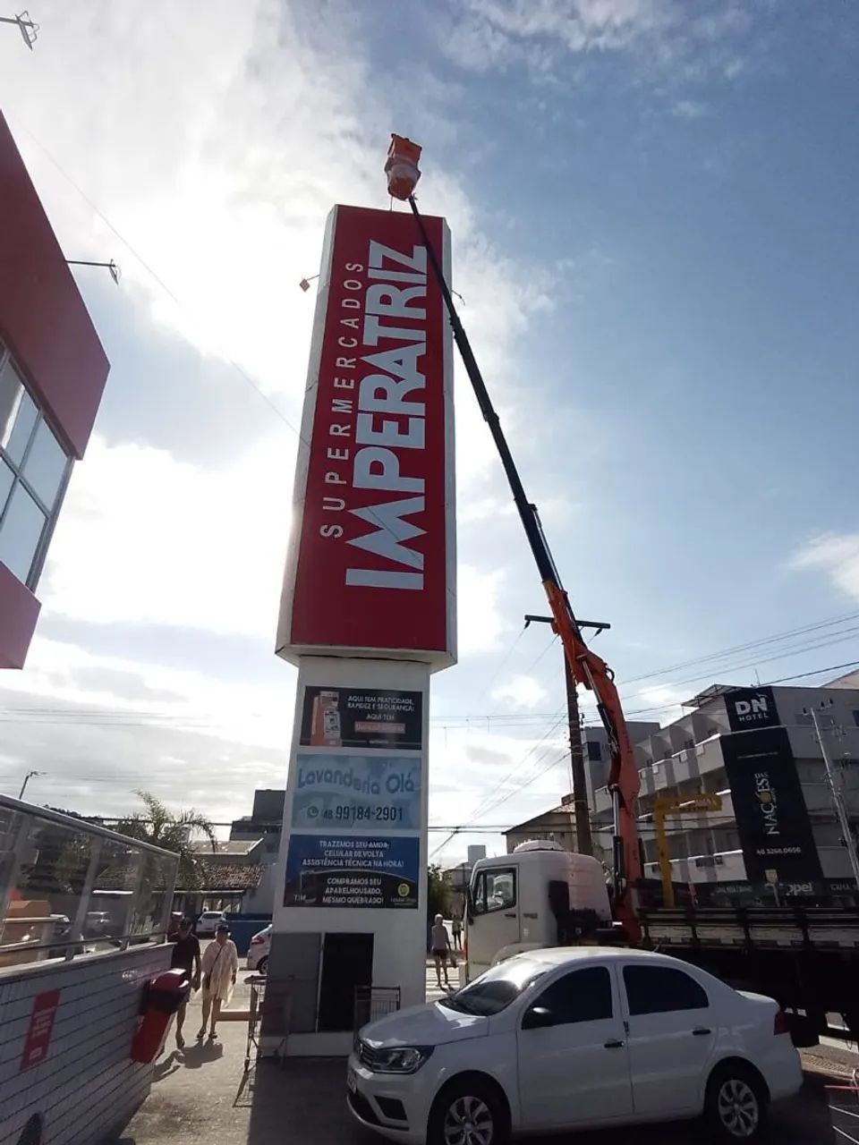 Caminhão munck.  - Foto 3