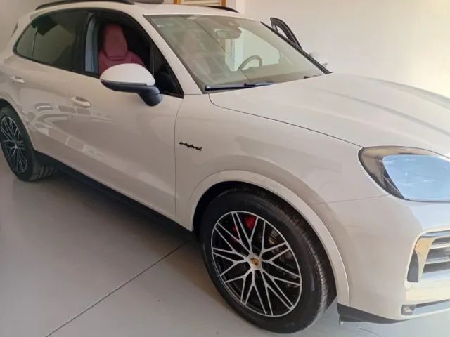 Porsche Cayenne S E-hybrid 3.0 V6 416cv 2024