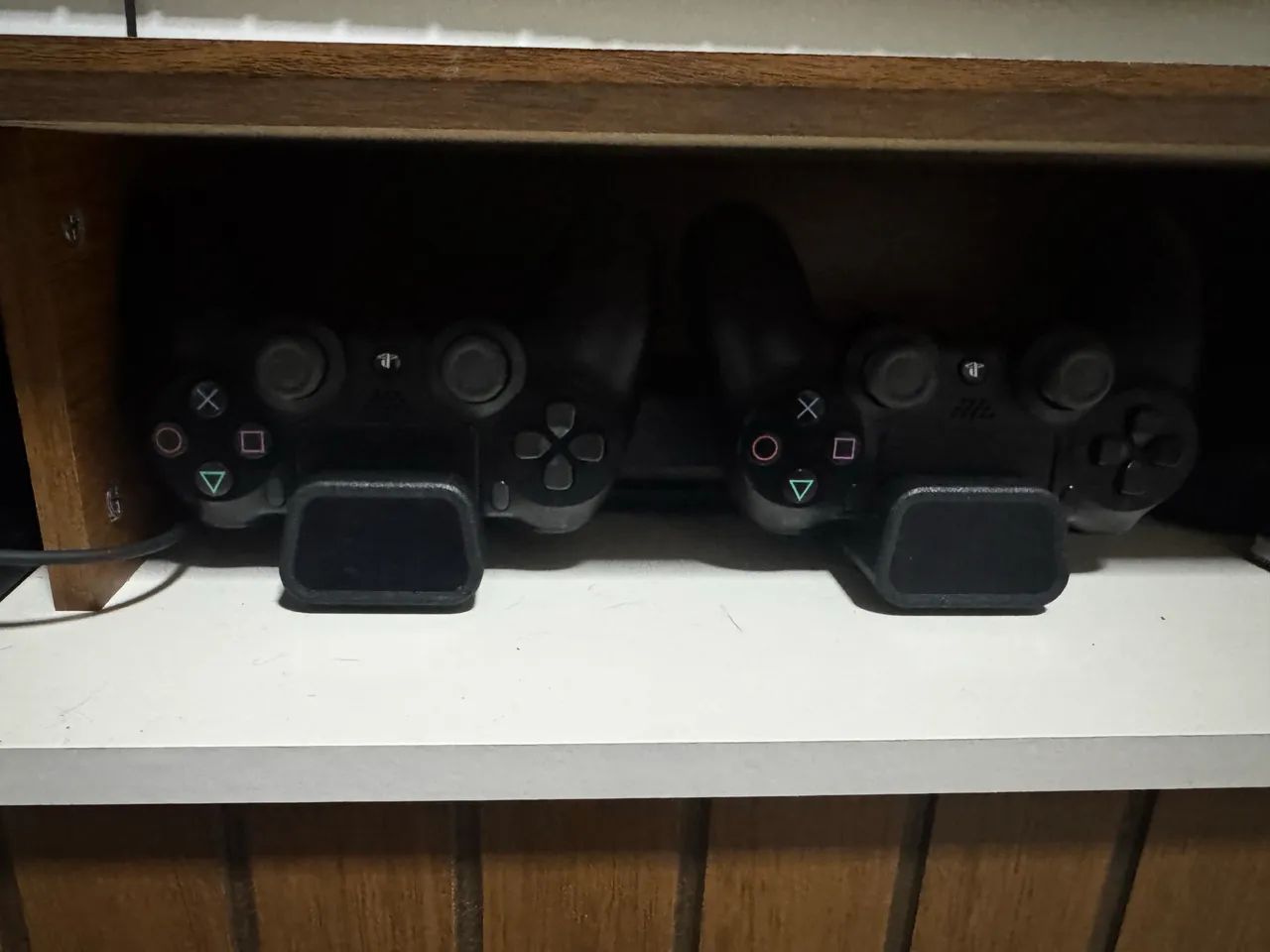 Play 4 ( 2 controles + Mortal Kombat) - Foto 2