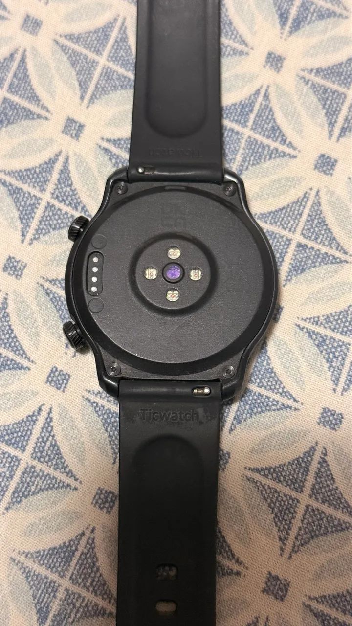 Ticwatch pro 3 ultra 