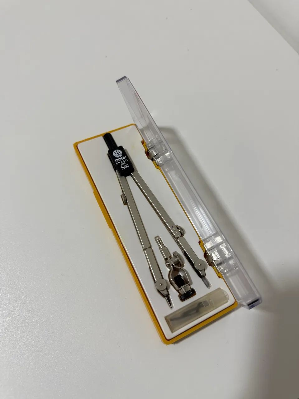 Compasso Trident