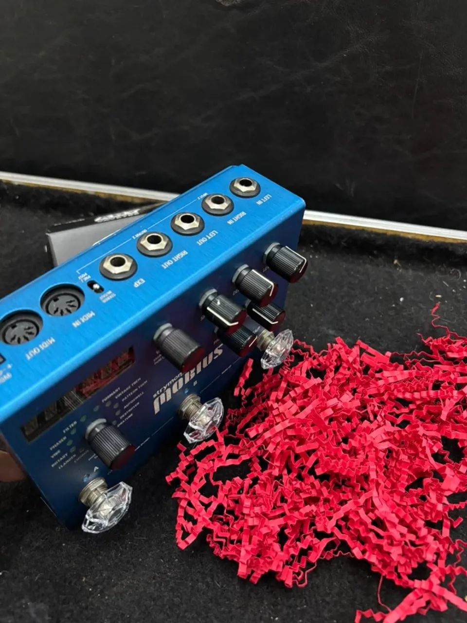 Pedal Strymon Mobius Modulation - Foto 4