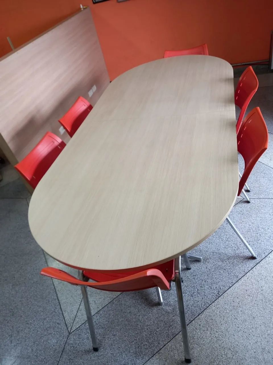 Mesa de Reunião + 6 cadeirasMDF