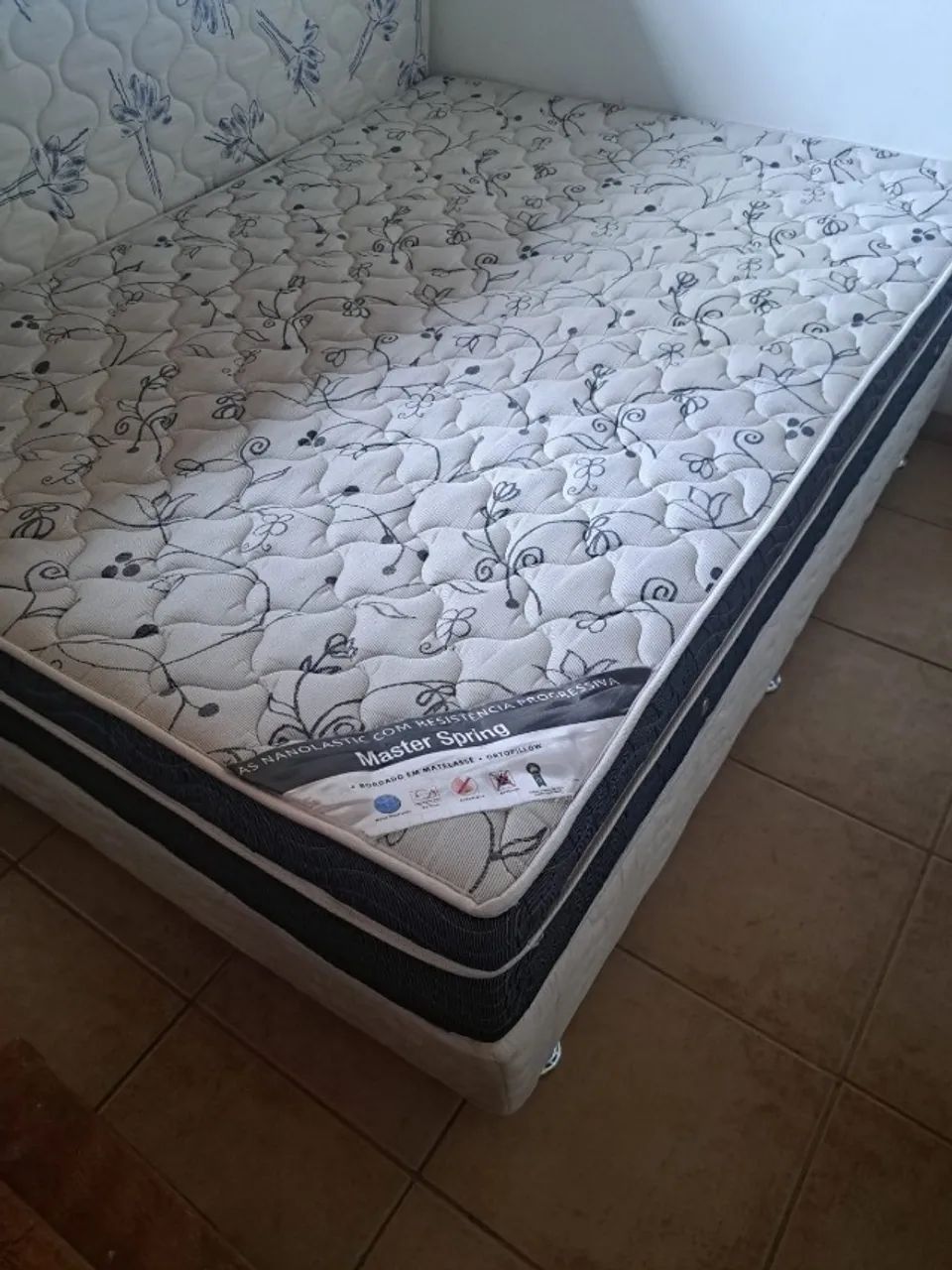 2 camas de casal  com colchão Ortobom  - Foto 4