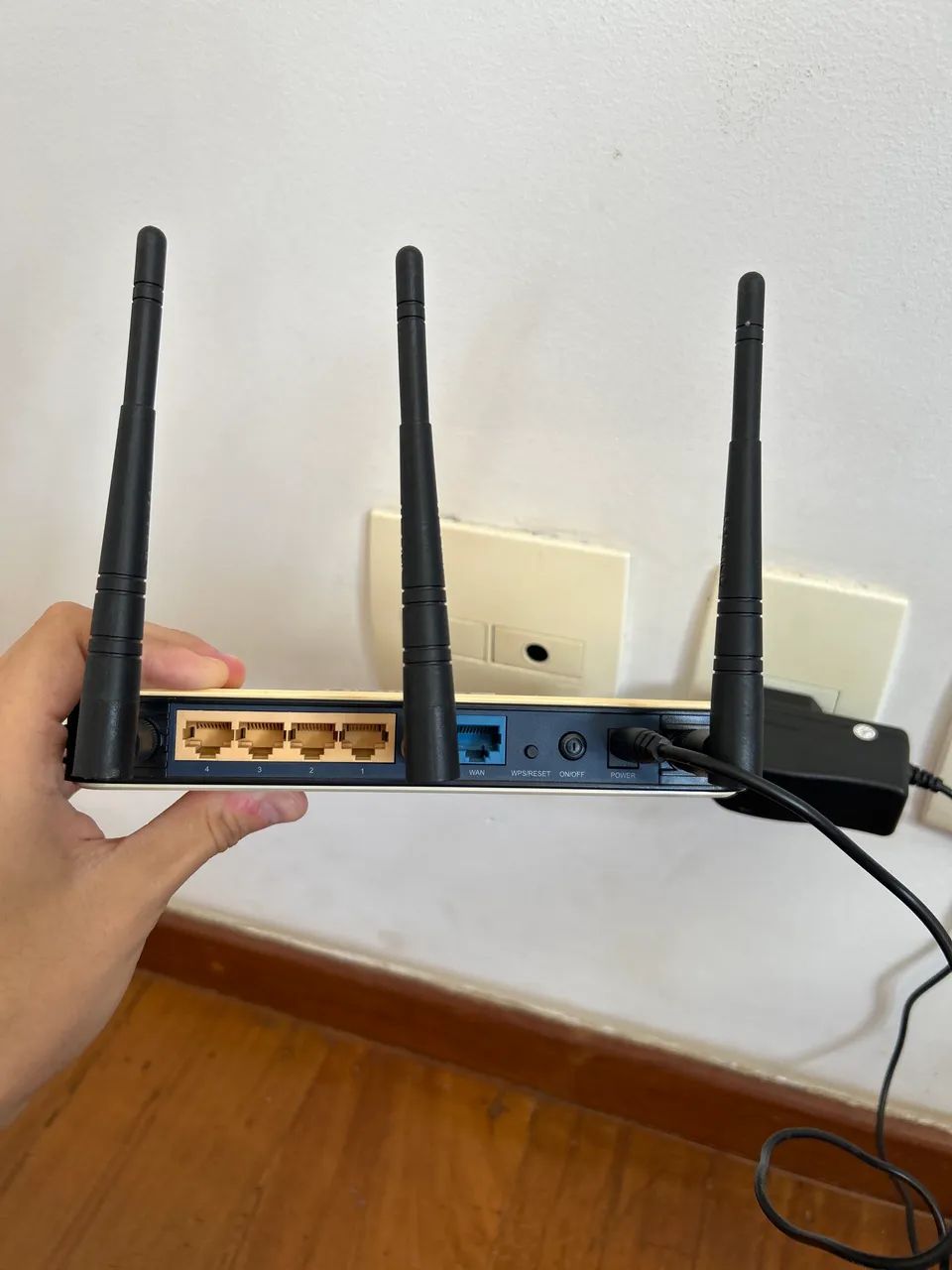 Roteador WiFI TP-Link 300Mbps - Funcionando! - Foto 3