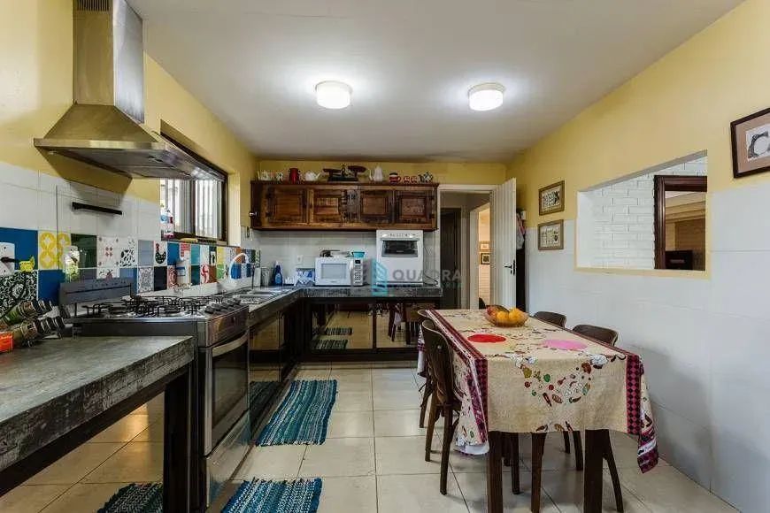 Casa 5 Dormitórios à Venda no Parque São Jorge, Florianópolis !! - Foto 5