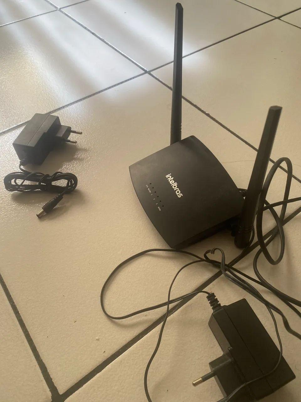 Roteador Intelbras RF301K 300Mbps 2 Antenas