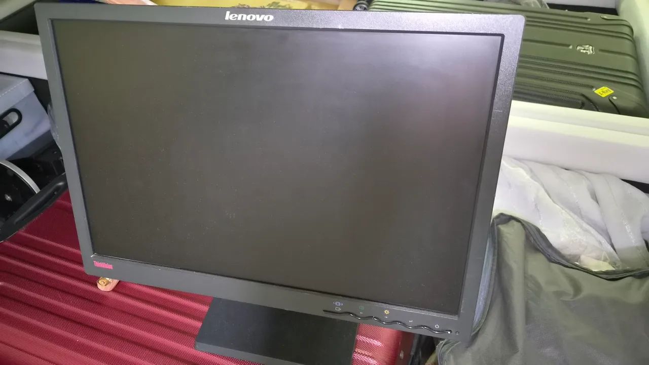 2 monitores lenovo 19 polegadas funcionando 100% - Foto 2