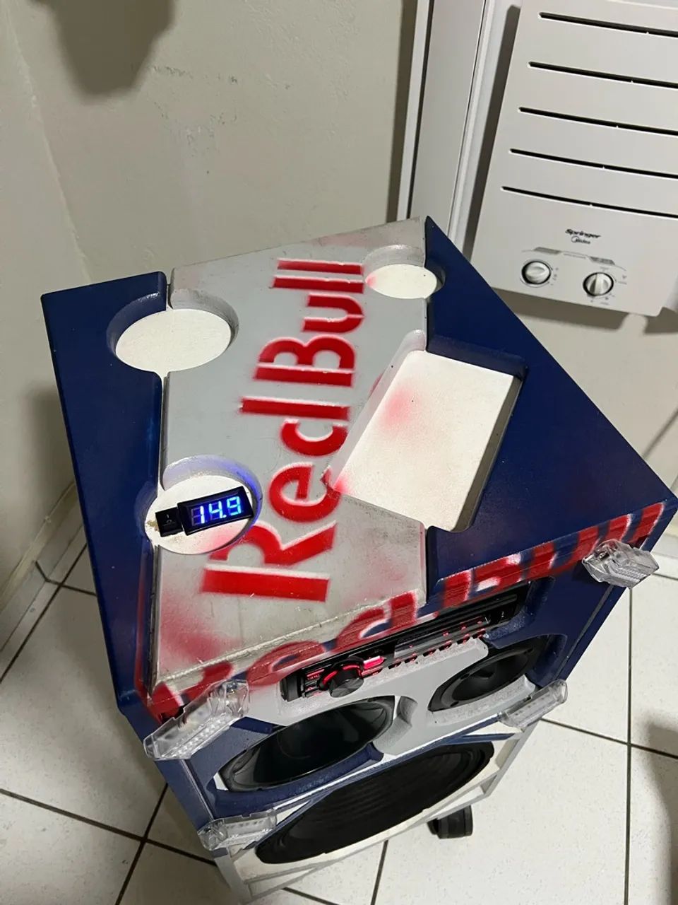 Vendo Caixa bob Redbull - Foto 3