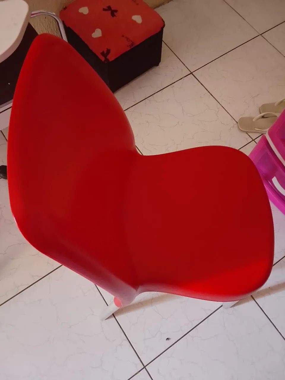 Mesa com 4 cadeiras em bom estado de uso - Foto 4