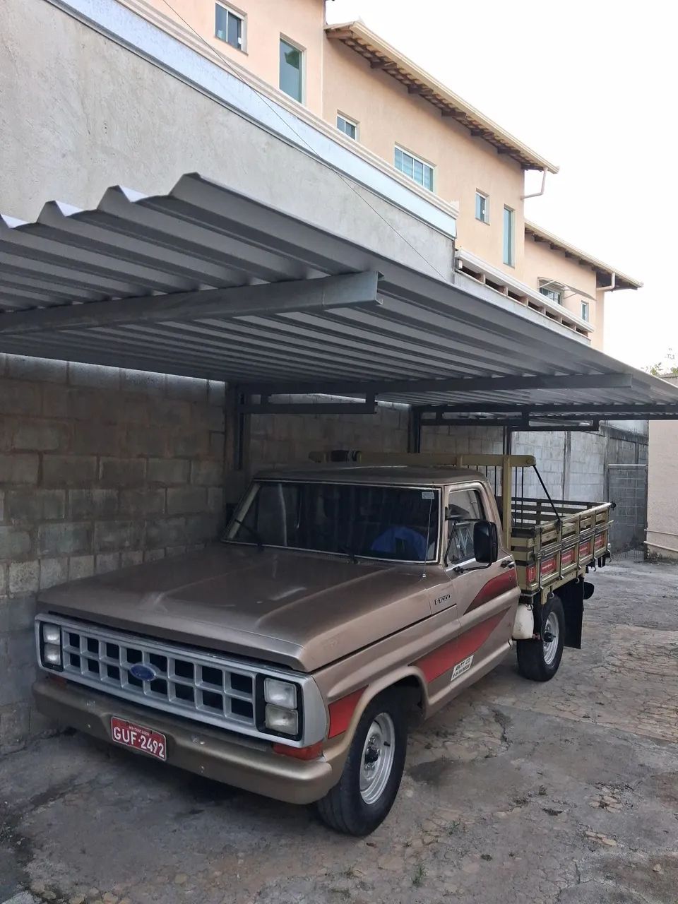Ford F-1000 F-1000 Super Diesel / Super Diesel Turbo 1985