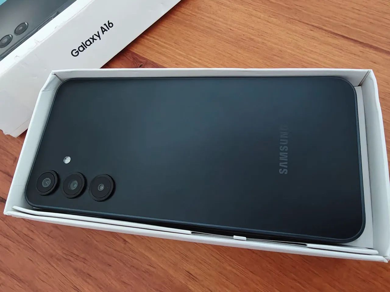 Samsung Galaxy A16 256GB - Foto 4