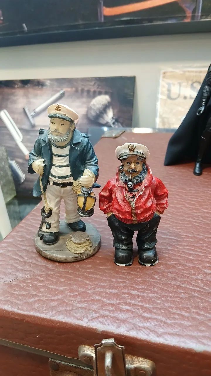 Estátuas de marinheiro e capitão - Foto 3