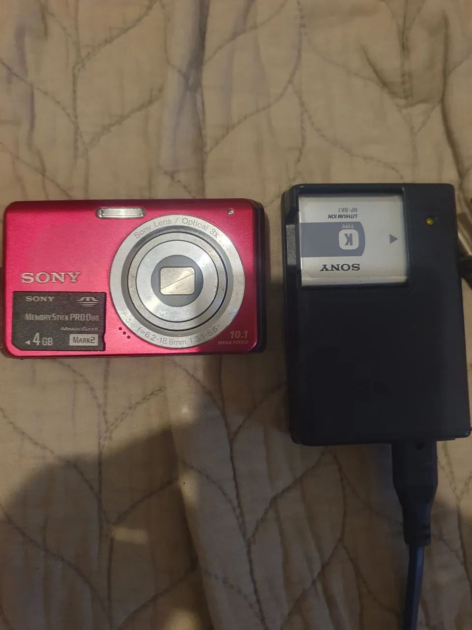 Câmera Sony 10.1 megapixel 