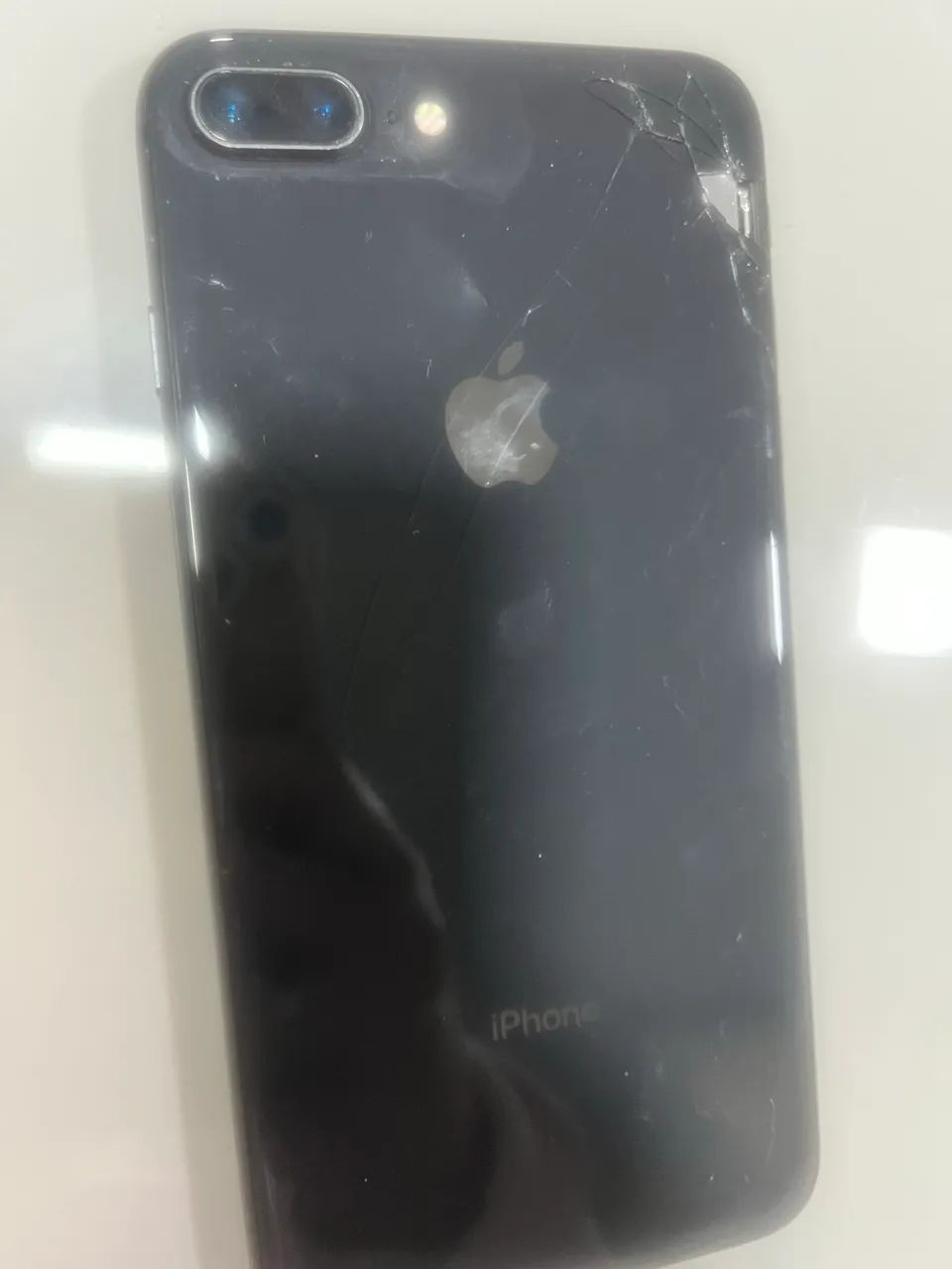 iPhone 8 Plus 