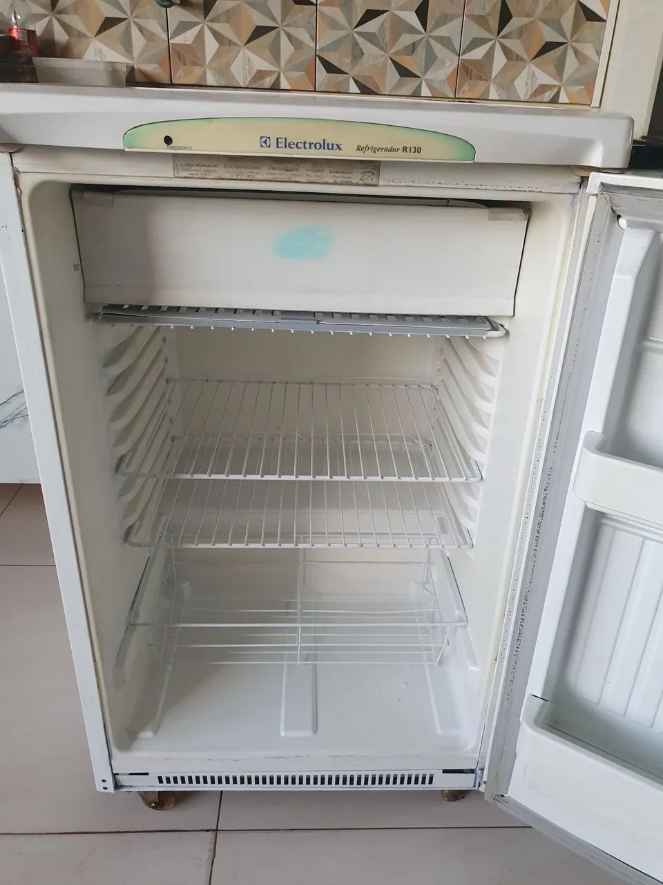 Frigobar electrolux 120 litros - Foto 2