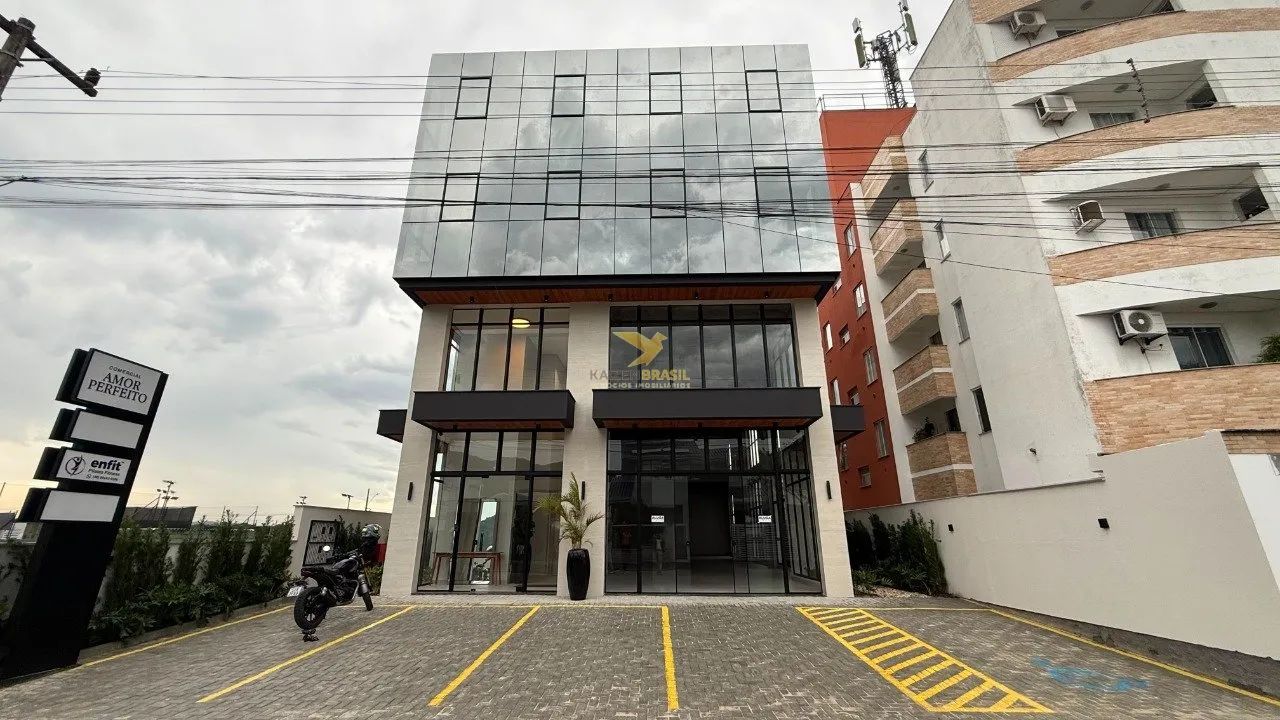 Sala Comercial para Locação | 180 m² | Pedra Branca - Palhoça/SC