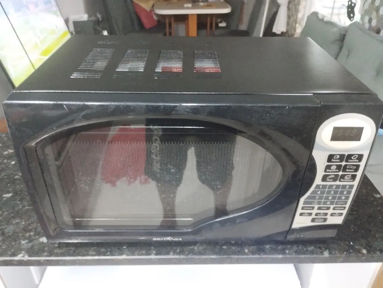 Microondas Britânia 18 litros. - Foto 2