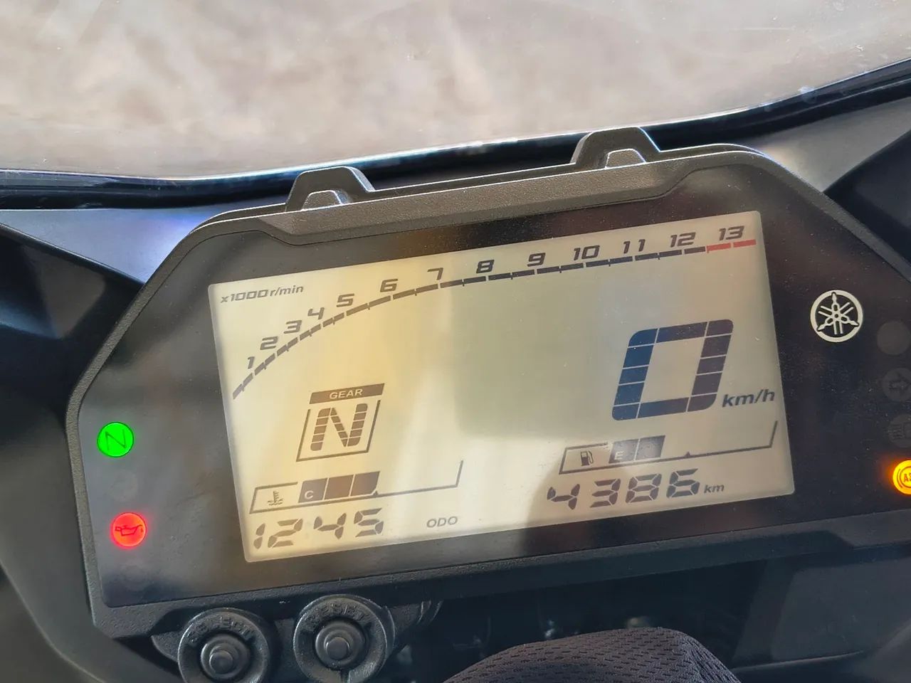 YAMAHA R3 - Foto 5