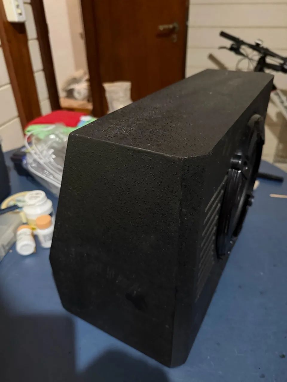 Caixa de som selada amplificada da JBL ! - Foto 4