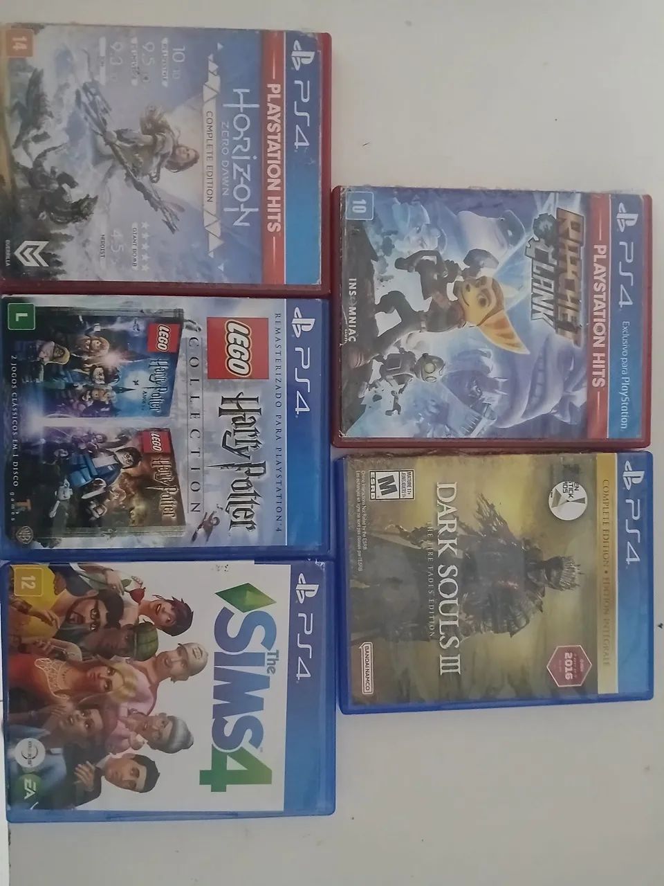 Jogos ps4 (The sims 4, Horizon zero danw, Dark souls 3,lego Harry