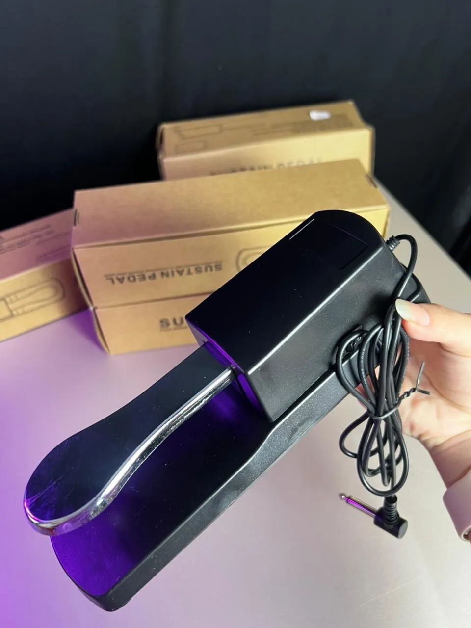 Sustain pedal 