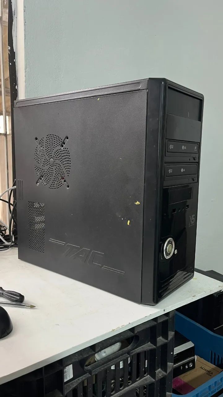 PC de Escritório - Computador Desktop Funcionando Perfeitamente