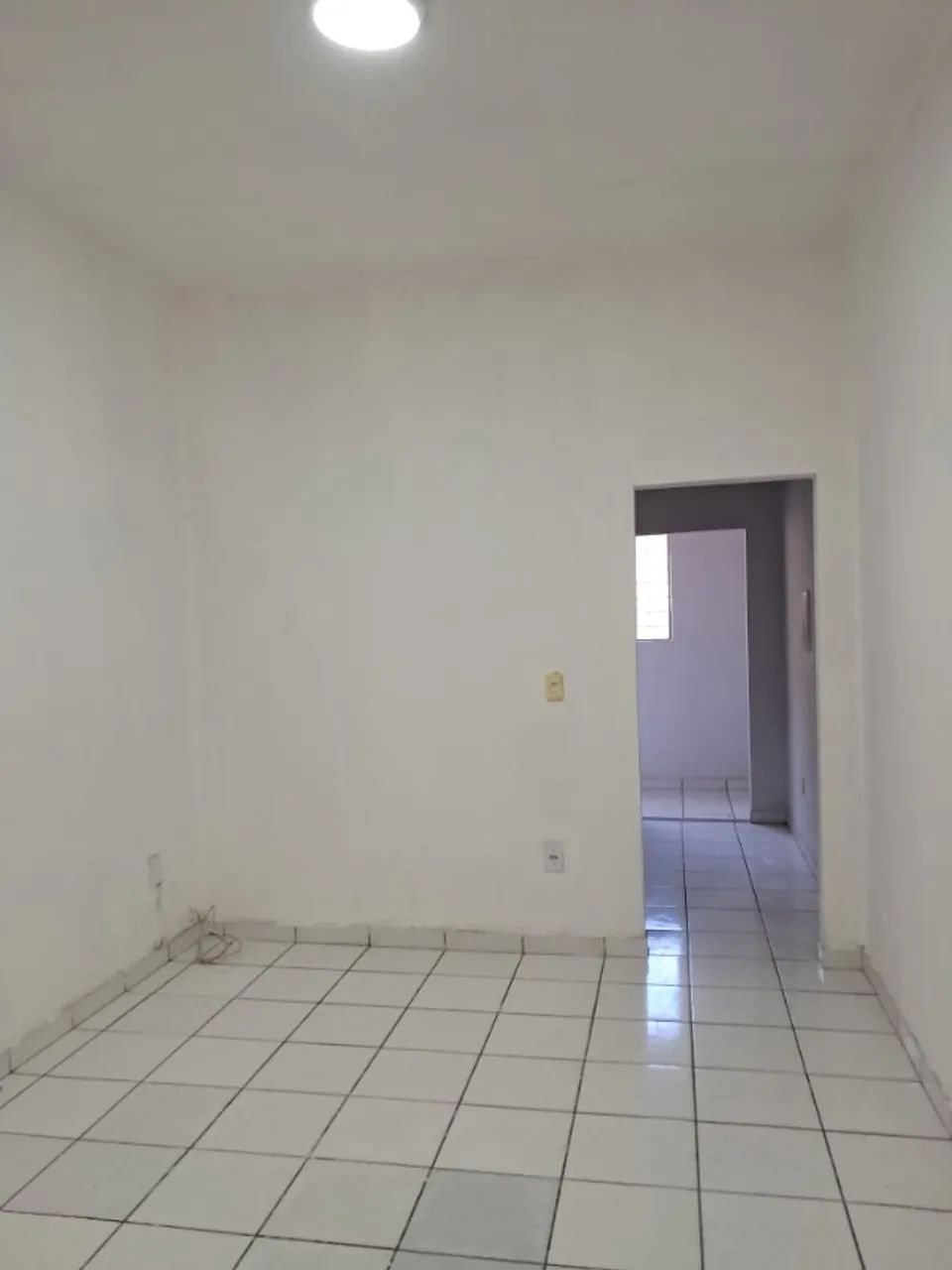 ALUGA-SE APARTAMENTO  NA FOLHA 32 - Foto 2