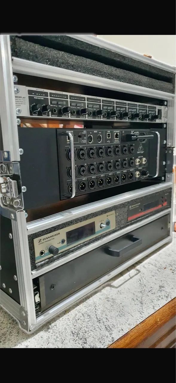 Equipamento Completo para Bandas e Cantores 1