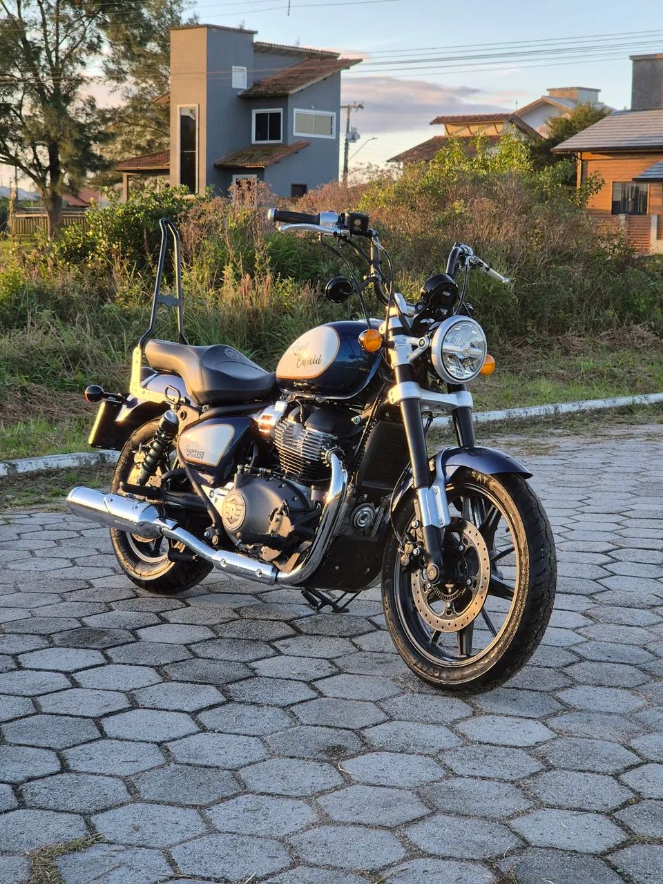 Super Meteor 650 - a mais completa  - Foto 2