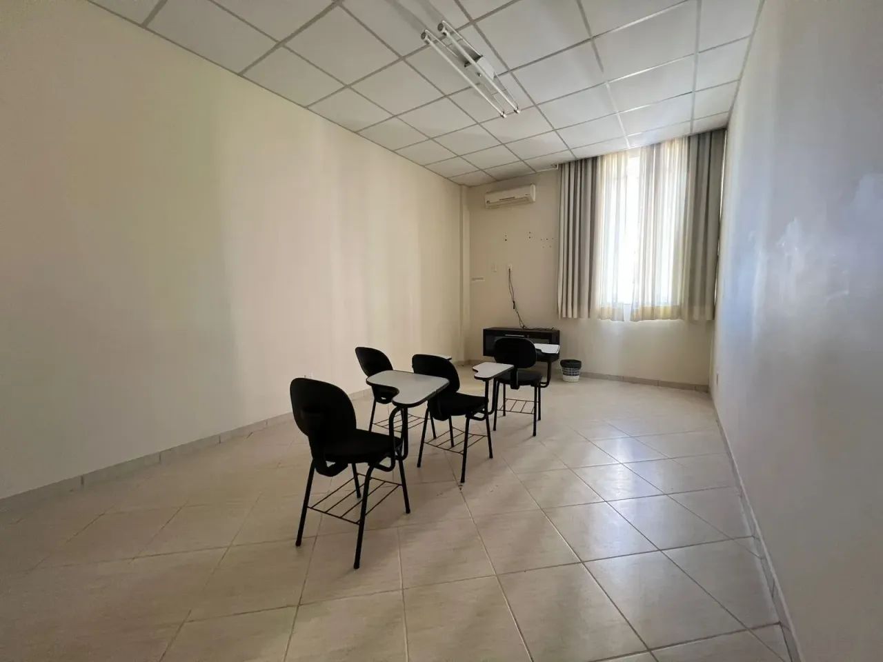 Sala para locação, Centro, Ponta Grossa, PR - Foto 2
