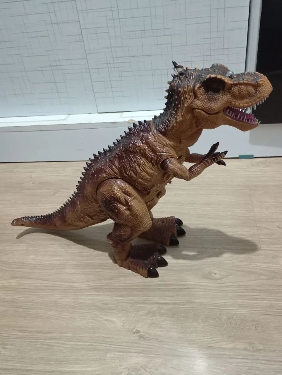 Desapegando Robô Dinossauro com controle 