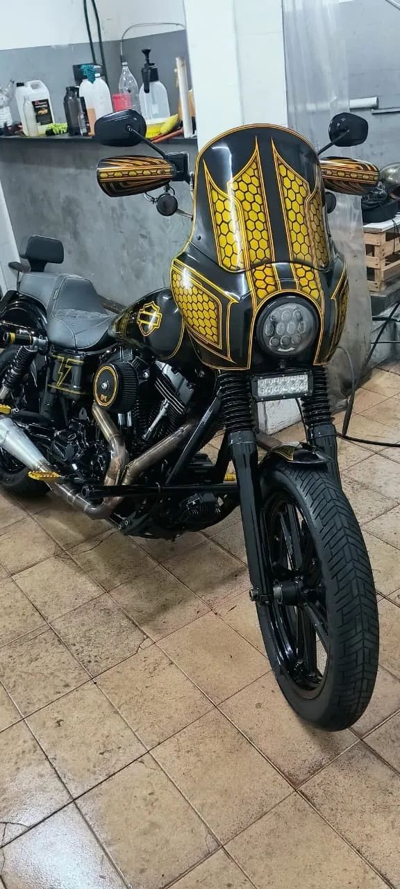 Harley-Davidson Dyna FXD Super Glide - Foto 3