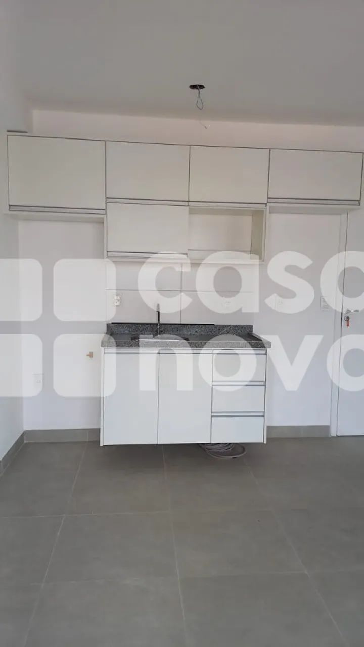 Apartamento com 31 m², com 1 quarto para locação.