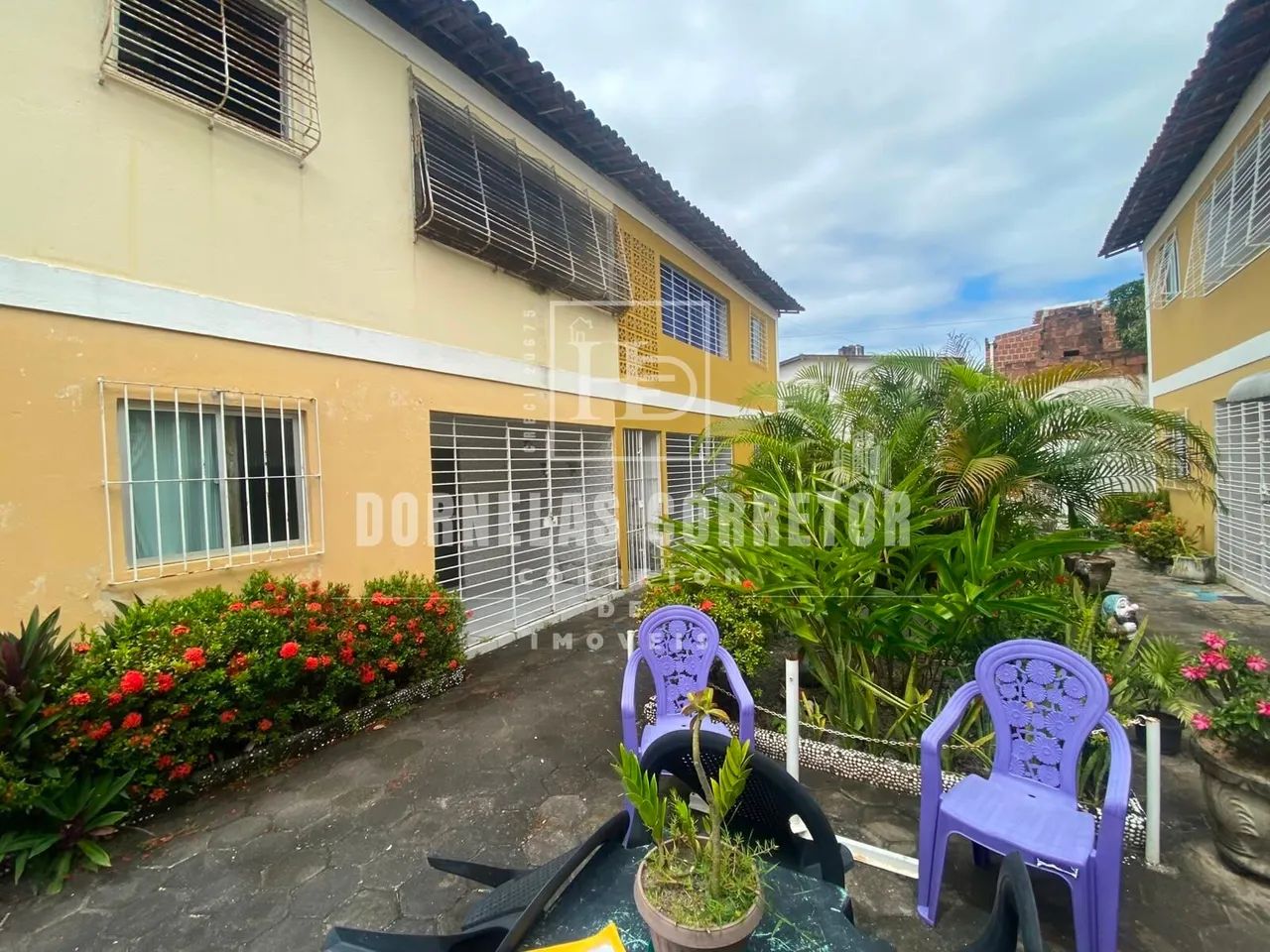 Casa em Baixa Verde | 2 Quartos, Varanda, 1 Vaga de Garagem Coberta. - Foto 2