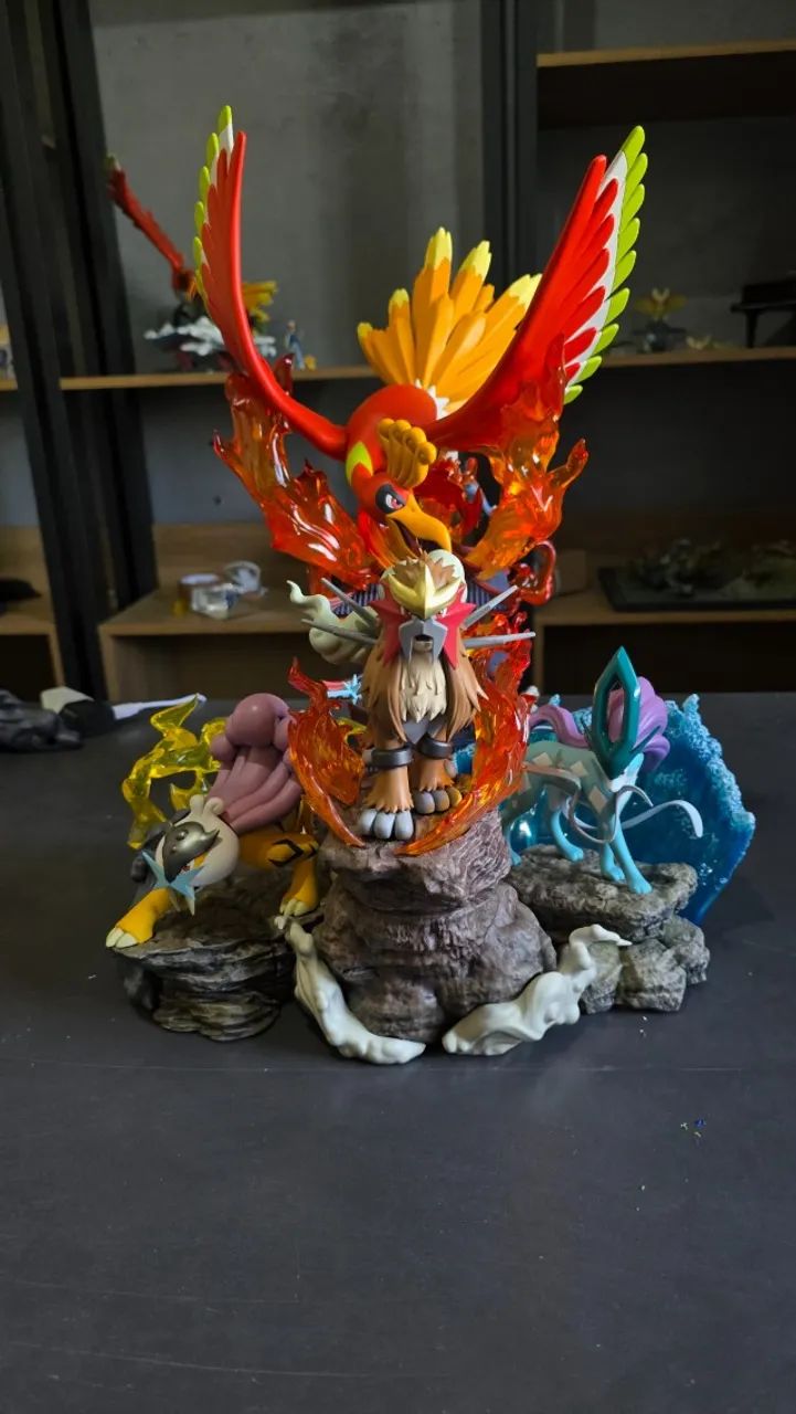 Diorama Ho-oh E Feras Lendarias - Tullio