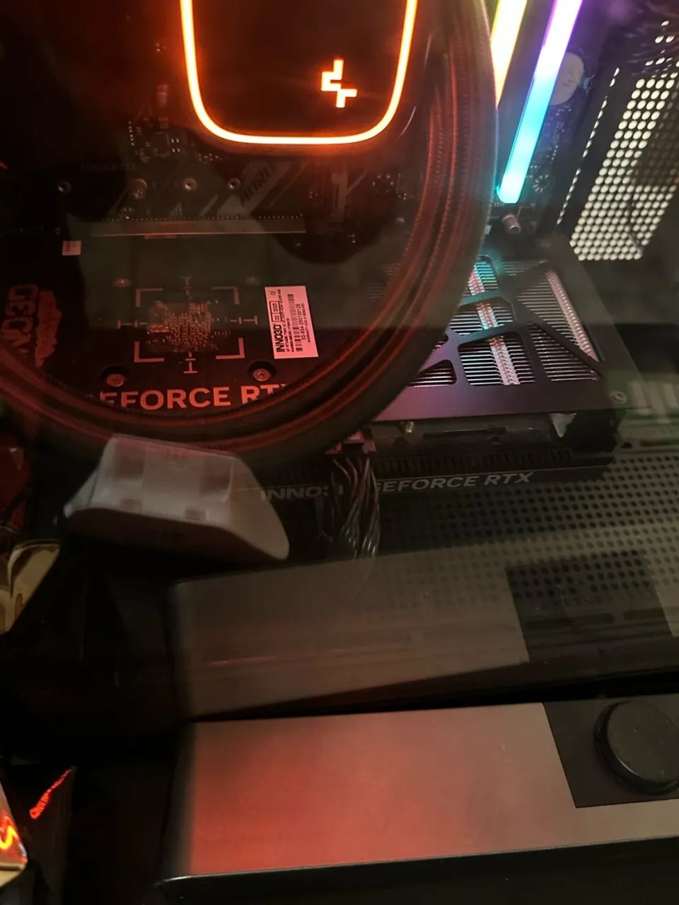 RTX 4060 (8GB) / Pego menor + volta. - Foto 2
