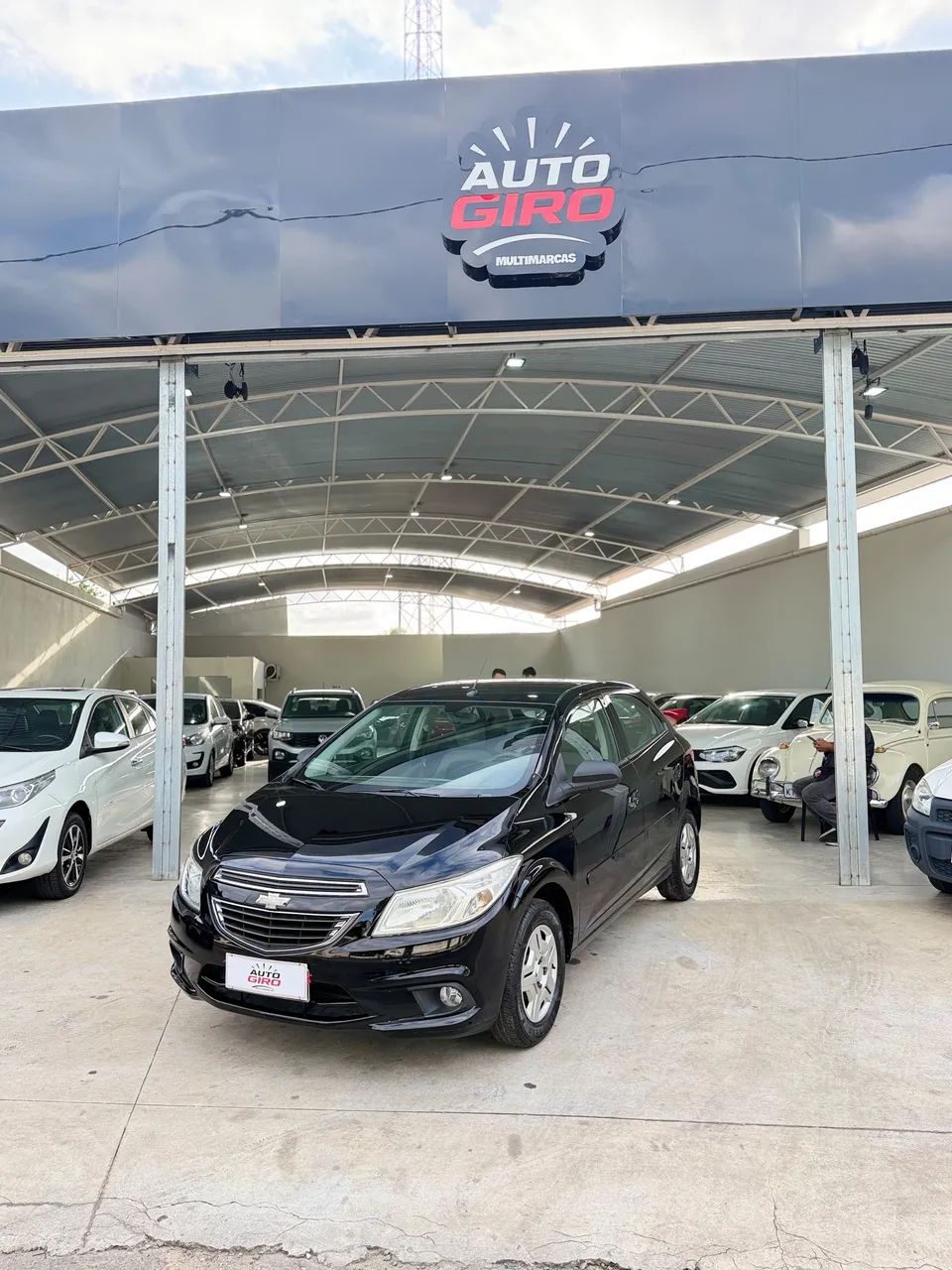 Chevrolet Onix ONIX HATCH LT 1.0 8V FLEXPOWER 5P MEC. 2015