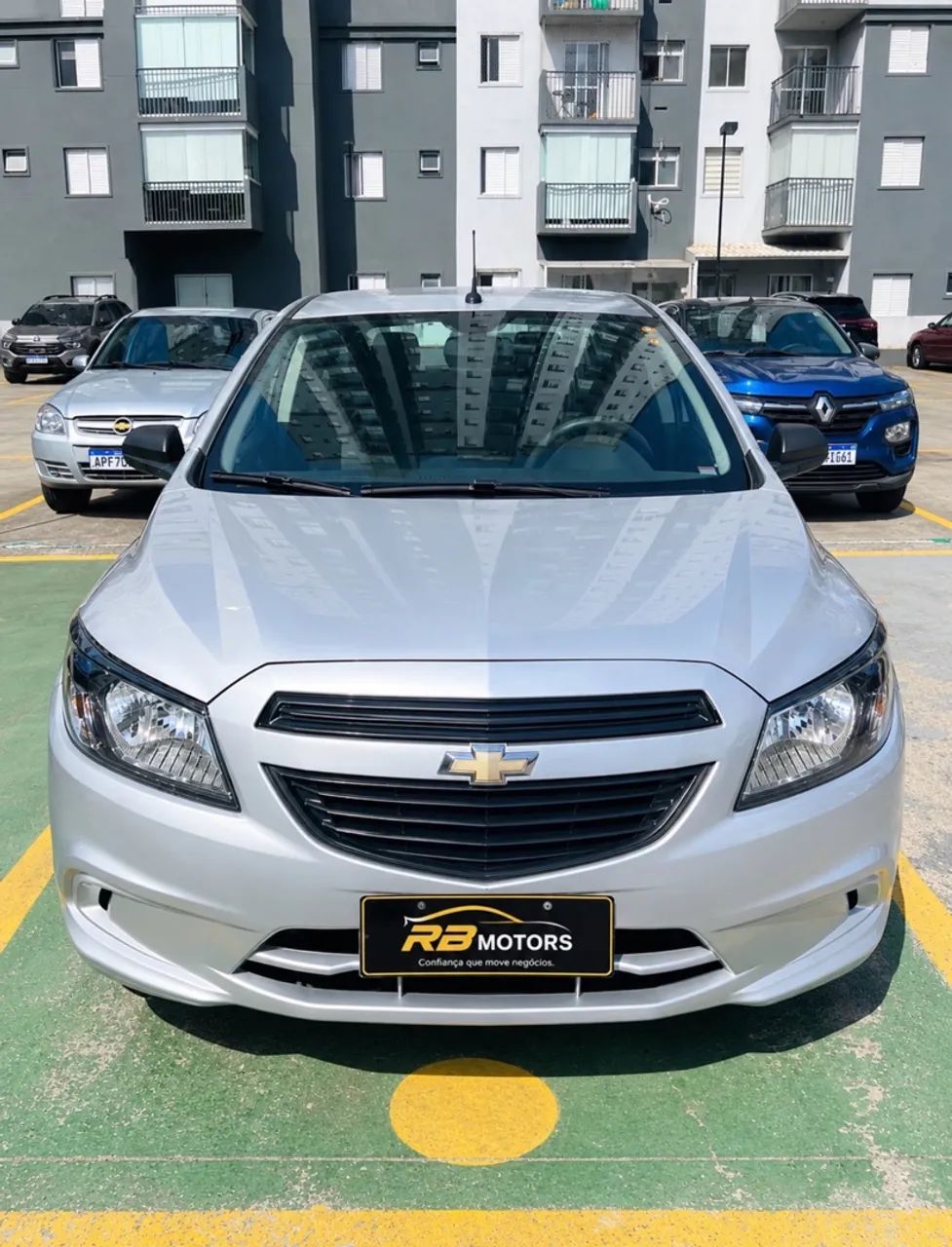 Chevrolet Onix JOY Hatch 1.0 8V Flex Mec. 4P, foto 1 de 1