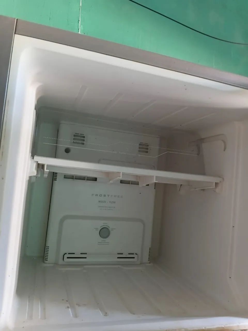 GELADEIRA COM DEFEITO  - Foto 4