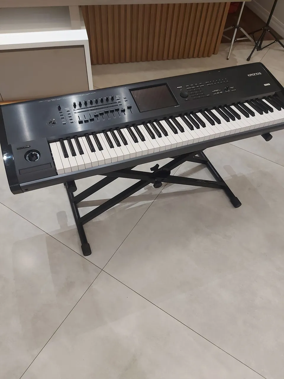 korg kronos 73