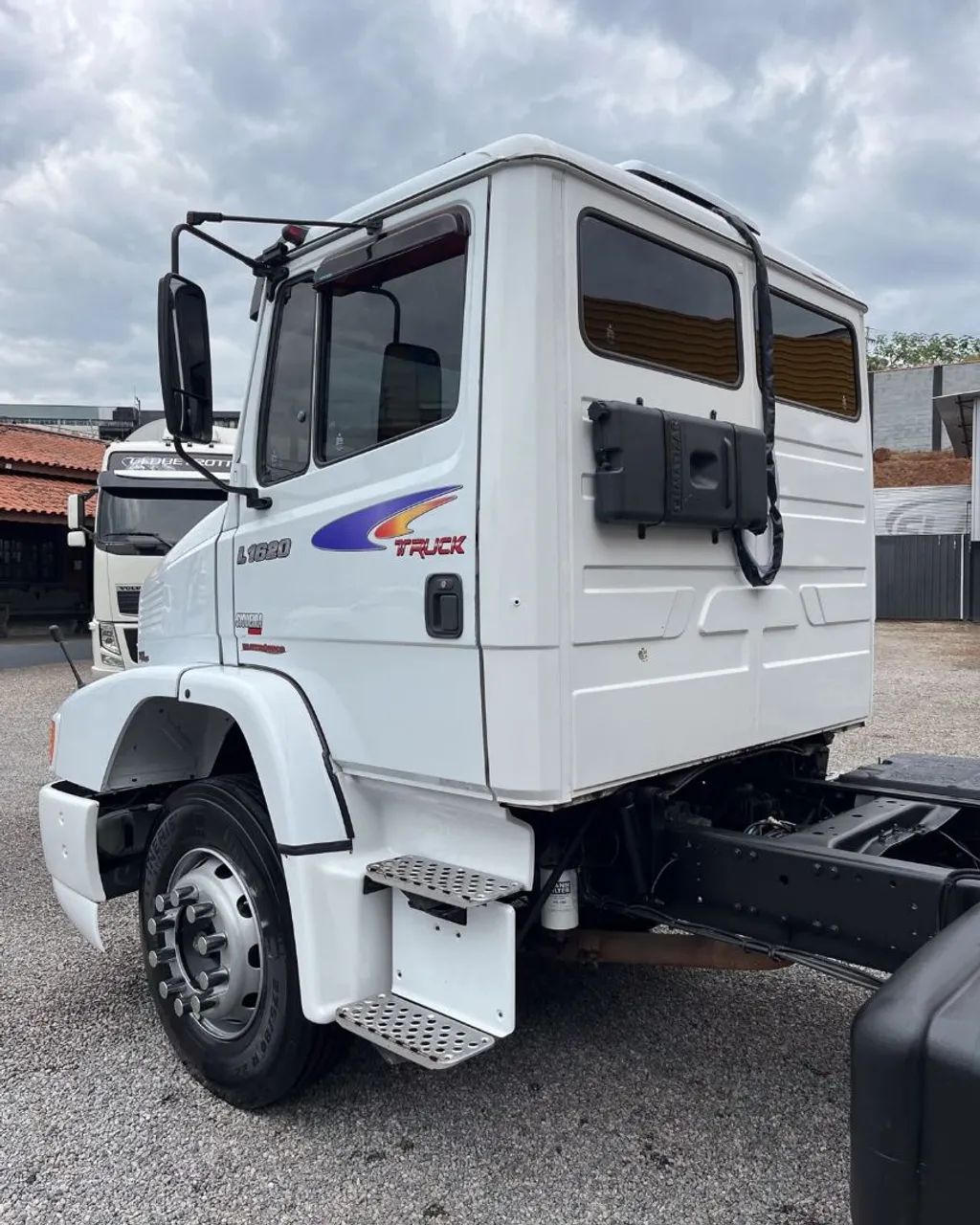 MB1620 Truck 6x2 - Foto 4
