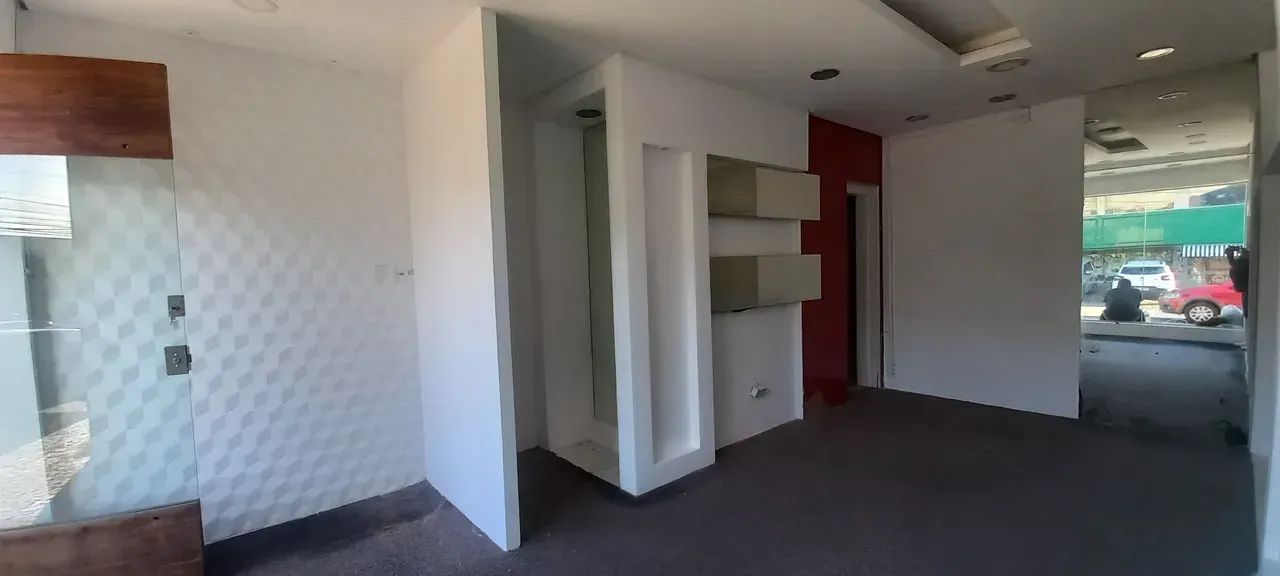 LOJA COM 30m2 LOCALIZADA PRÓXIMA À AV. WASHINGTON SOARES - Foto 2