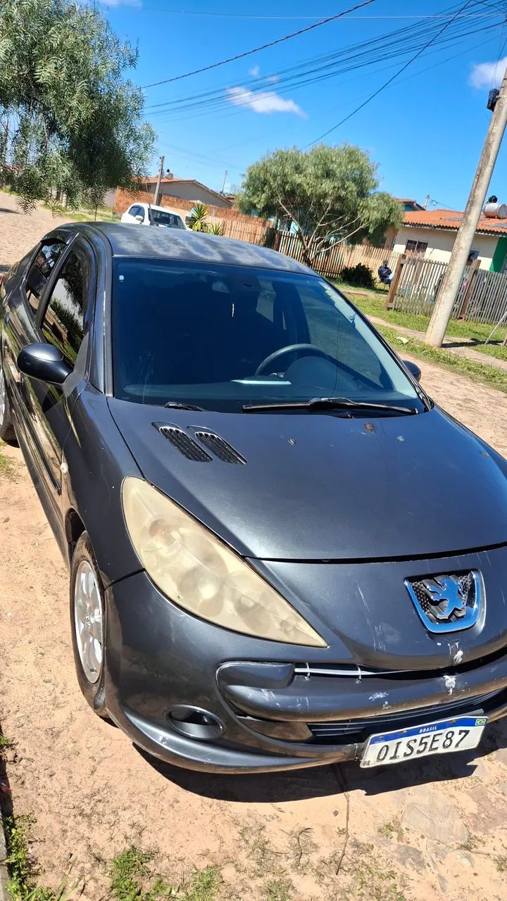Peugeot 207 207 Sed. Passion XR Sport 1.4 Flex 8V 4p 2013