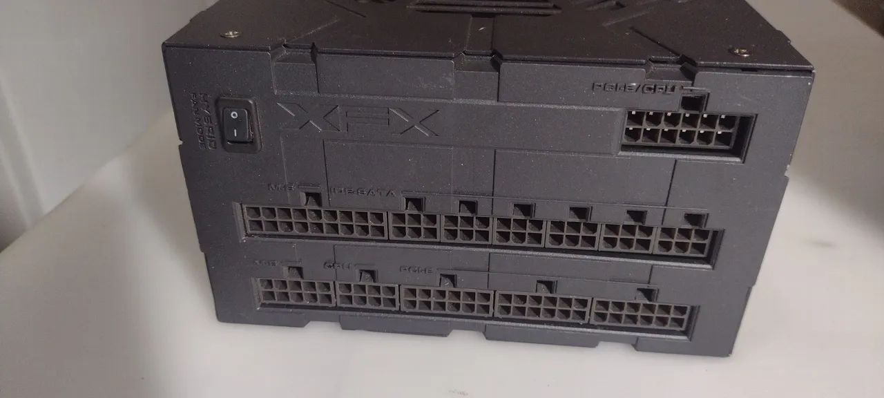 Fonte PC  XFX PRO 1000W(Defeito) - Foto 2