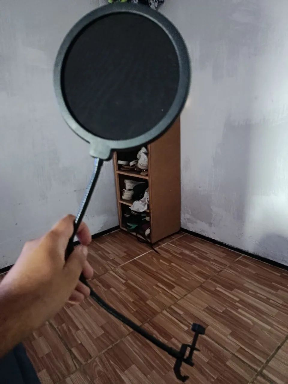 Pop Filter Anti Puf Microfone Garra Prender Haste<br>Articulada