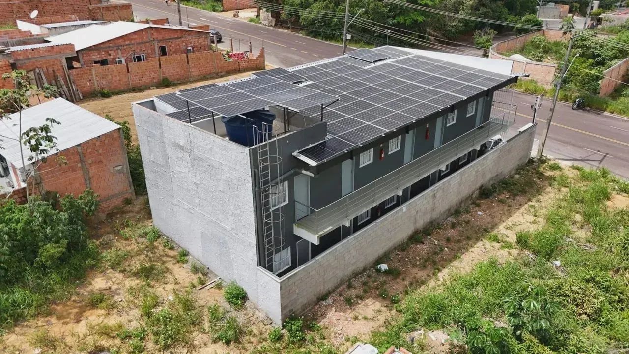 Prédio 10 Apartamentos mobiliado 500m² Energia solar Tarumã Manaus-AM